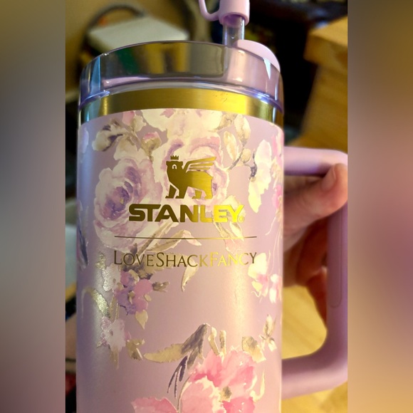 Stanley X LoveShackFancy - Picture 4 of 6